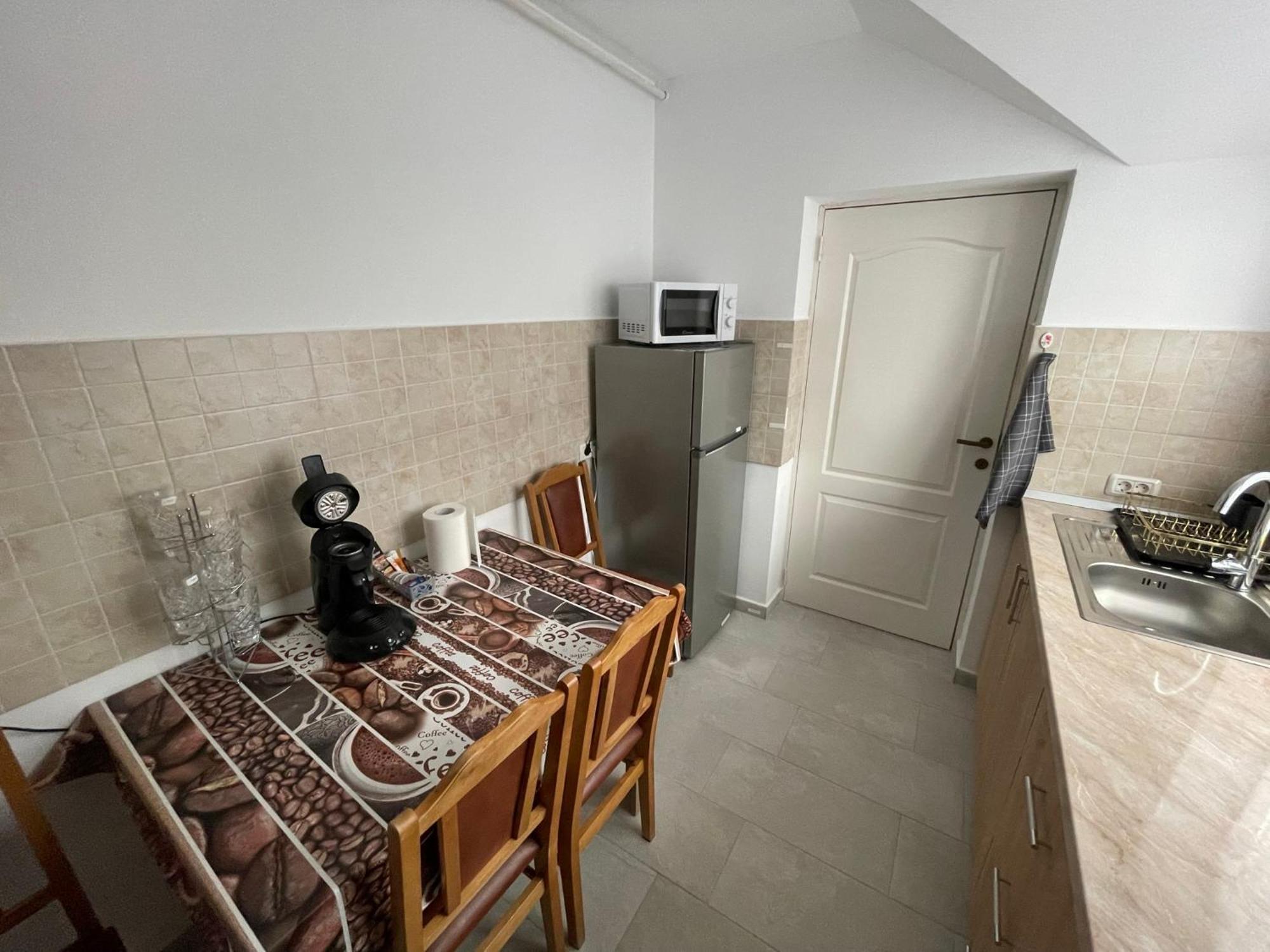 Sara Apartament Lugoj Eksteriør billede